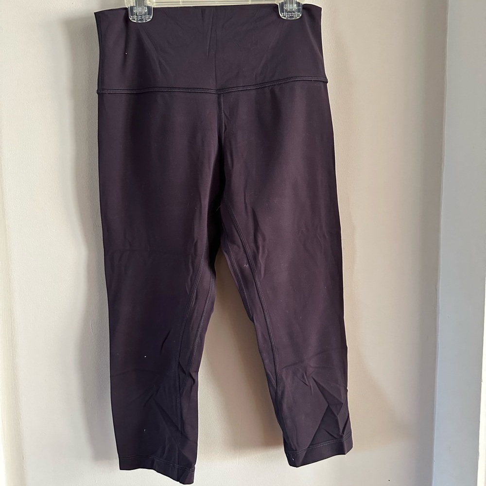 Lululemon Cropped Aligns